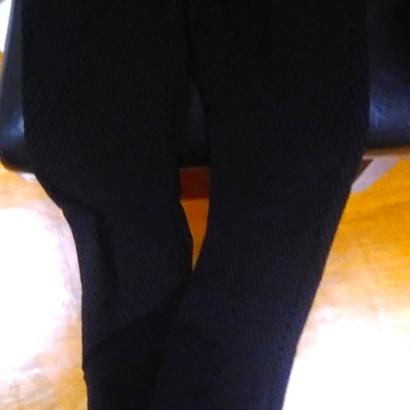 Reitmans Iconic Patterned Straight Pants in Black - Picture 2 of 2